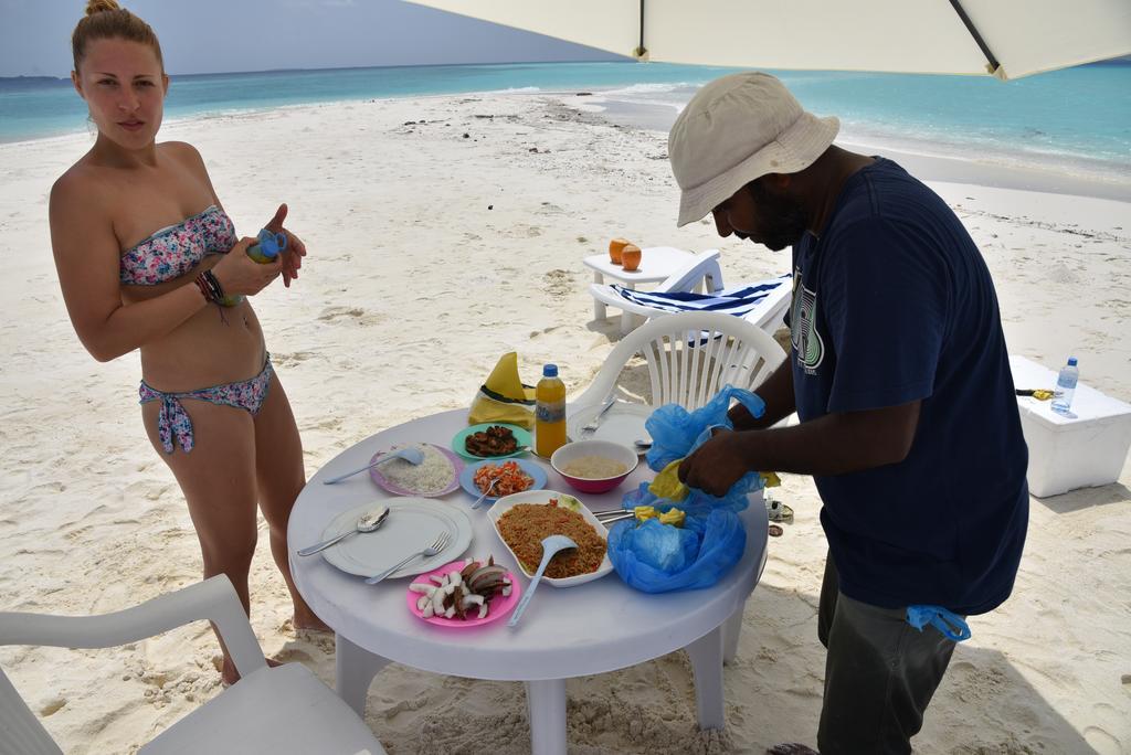 Madi Finolhu Guest House Дхаравандху Екстериор снимка