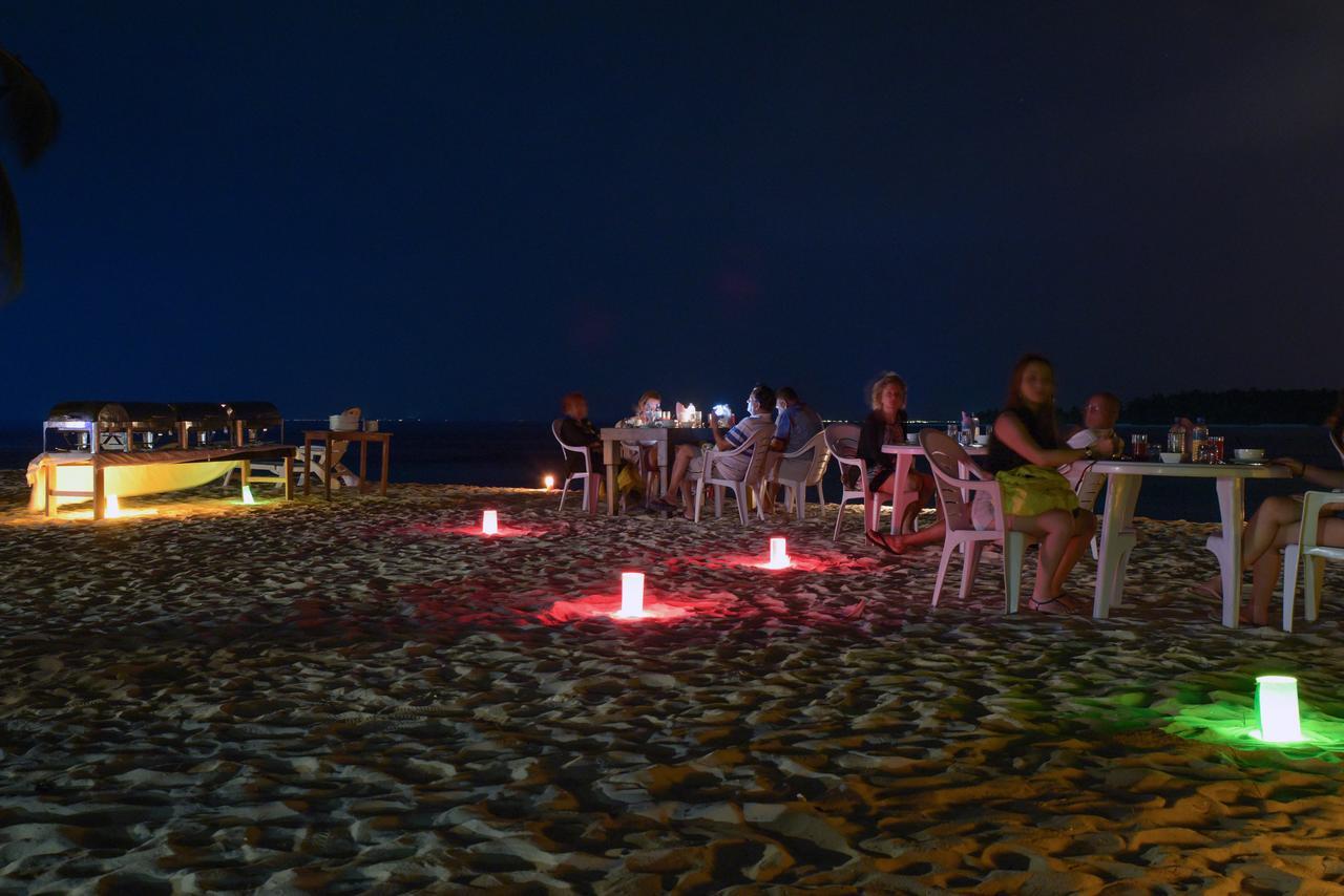 Madi Finolhu Guest House Дхаравандху Екстериор снимка